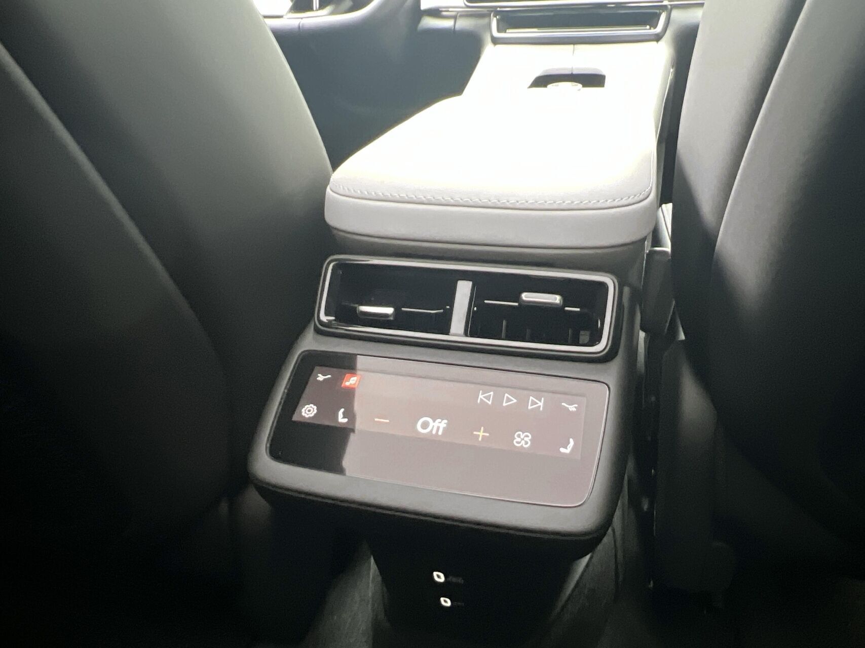 undefined Polestar 4 fra 2024