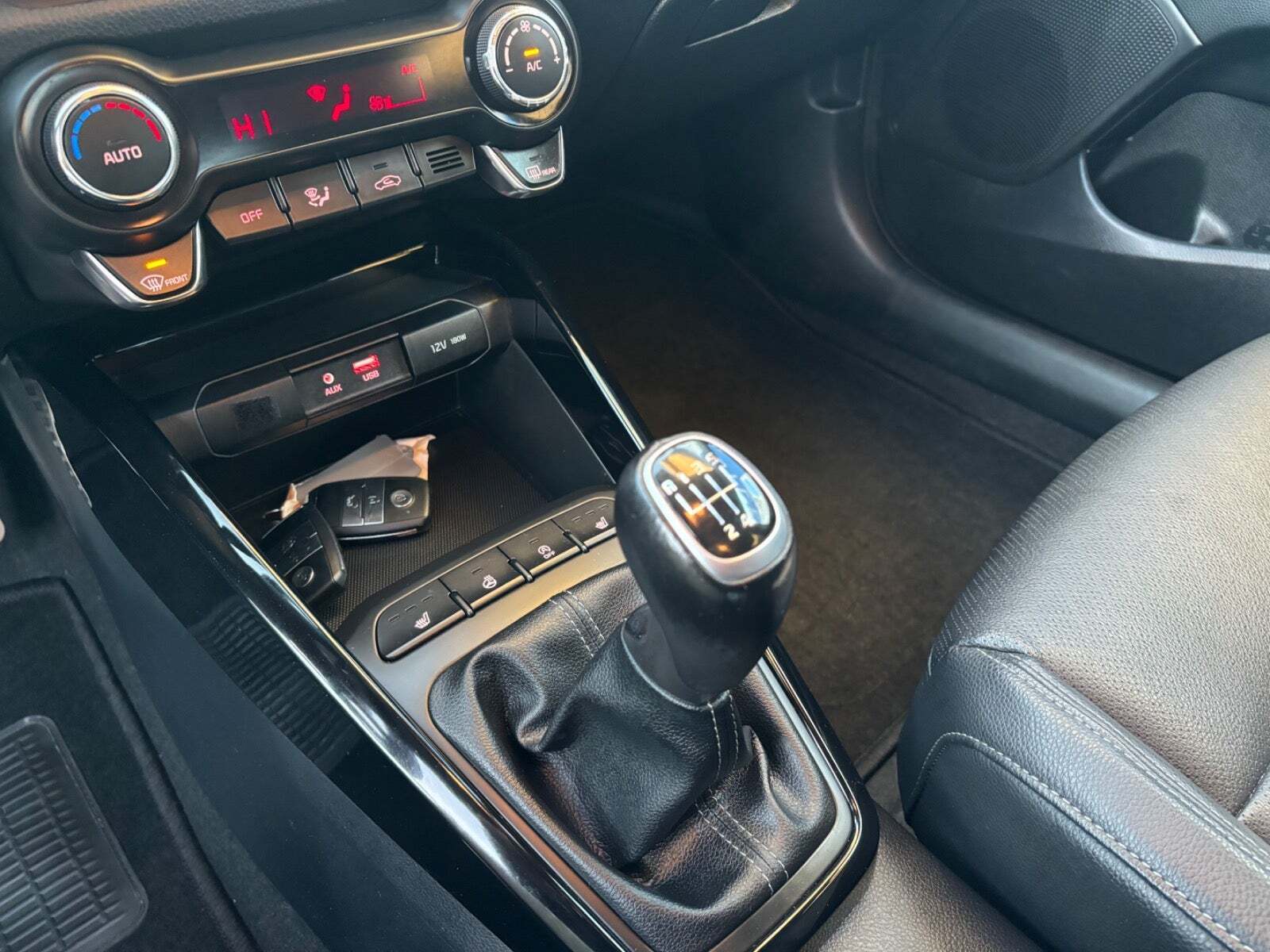 Hvid Kia Rio fra 2017