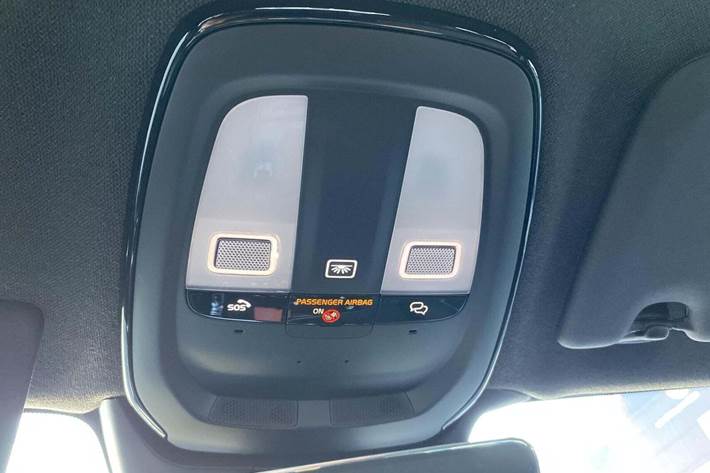 Blå Volvo EX40 fra 2026