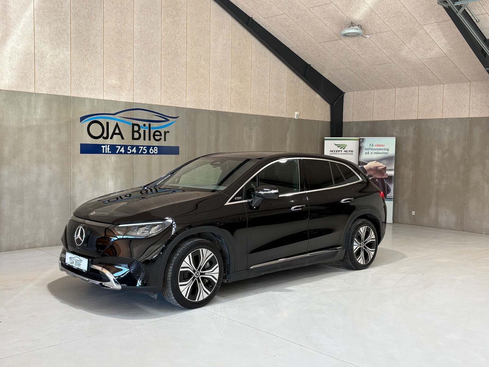 Mercedes EQE300 SUV Electric Art