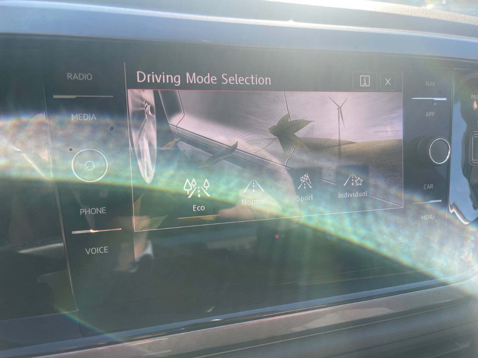 Sølv VW Polo fra 2019