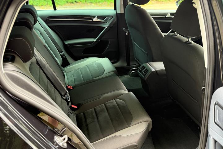 Sort VW Golf fra 2017