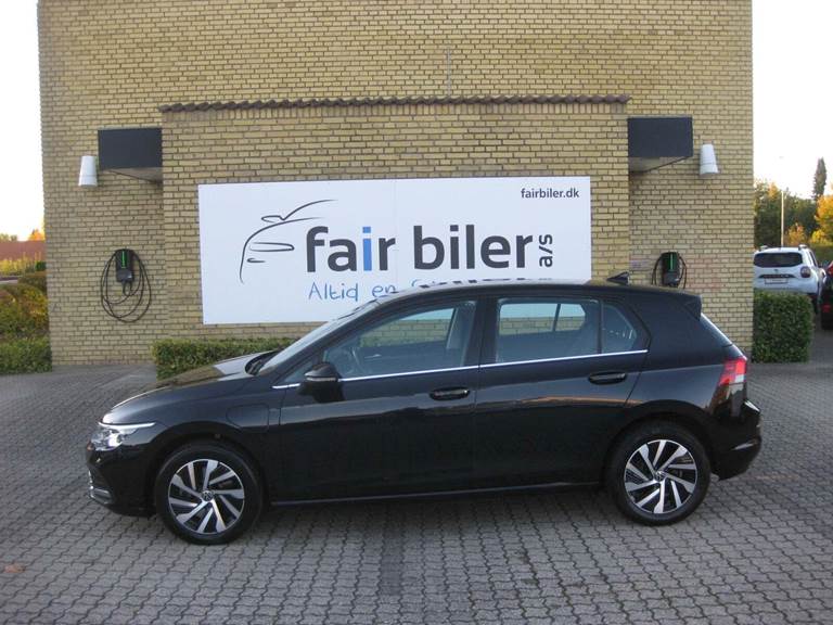 VW Golf VIII 1,4 eHybrid DSG