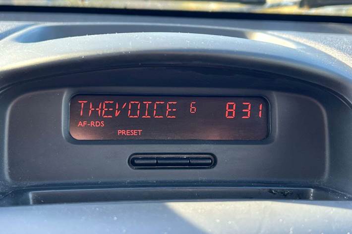 Sølv Renault Clio II fra 2008