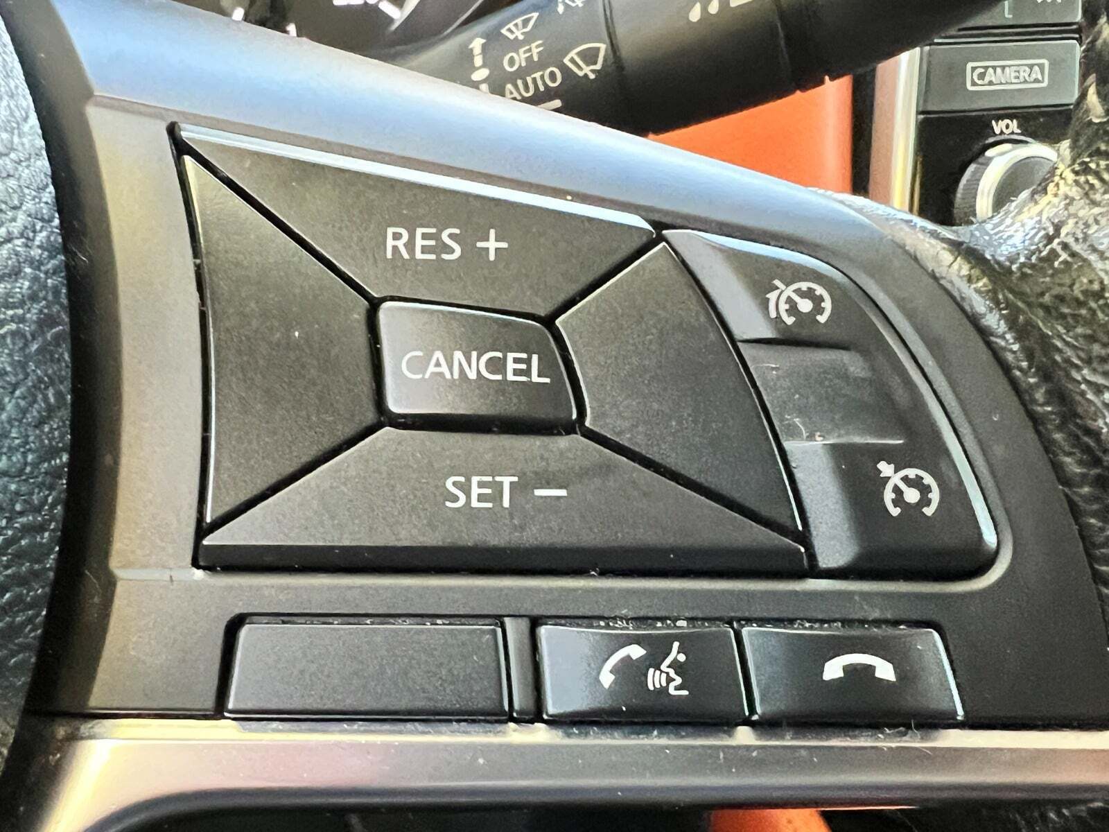 Hvid Nissan Micra fra 2018