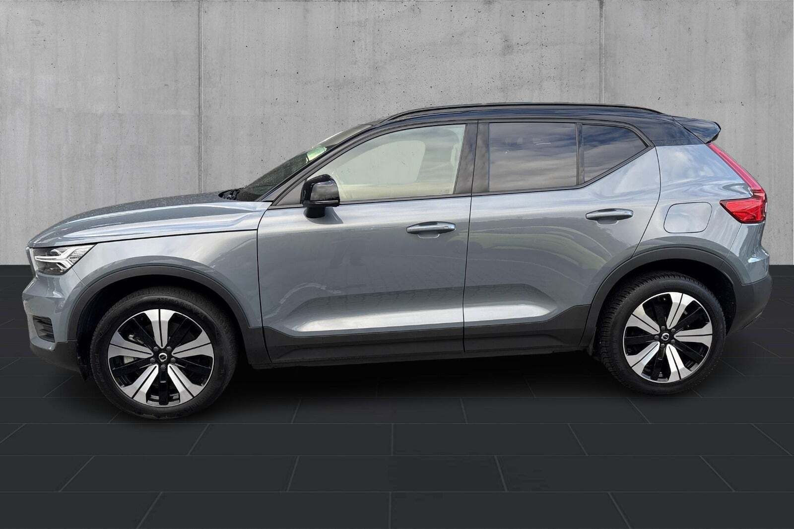 Volvo XC40 P6 ReCharge Core