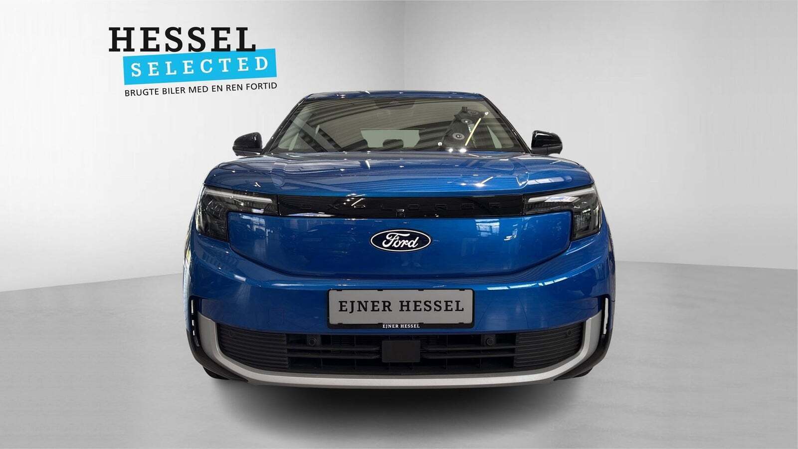 Ford Explorer 82 Premium Extended Range