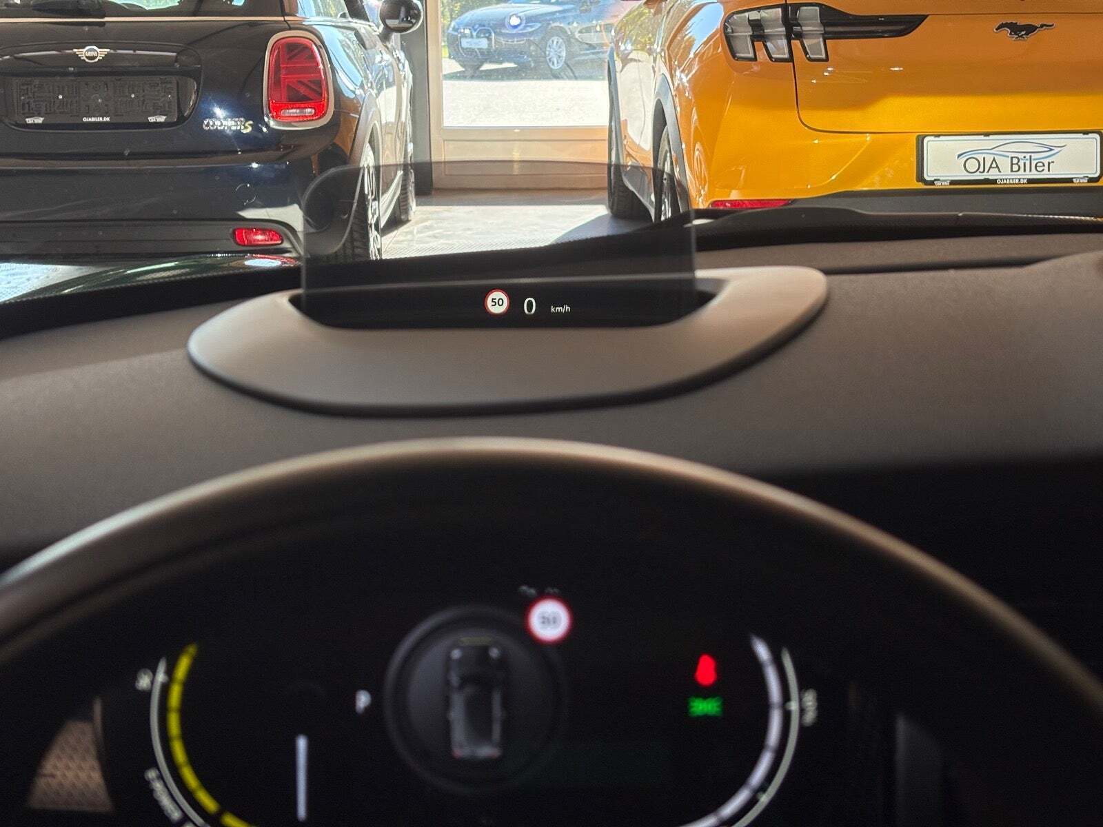 Grøn Mini Cooper SE fra 2020