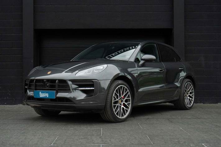 Grå Porsche Macan GTS fra 2020 set udefra