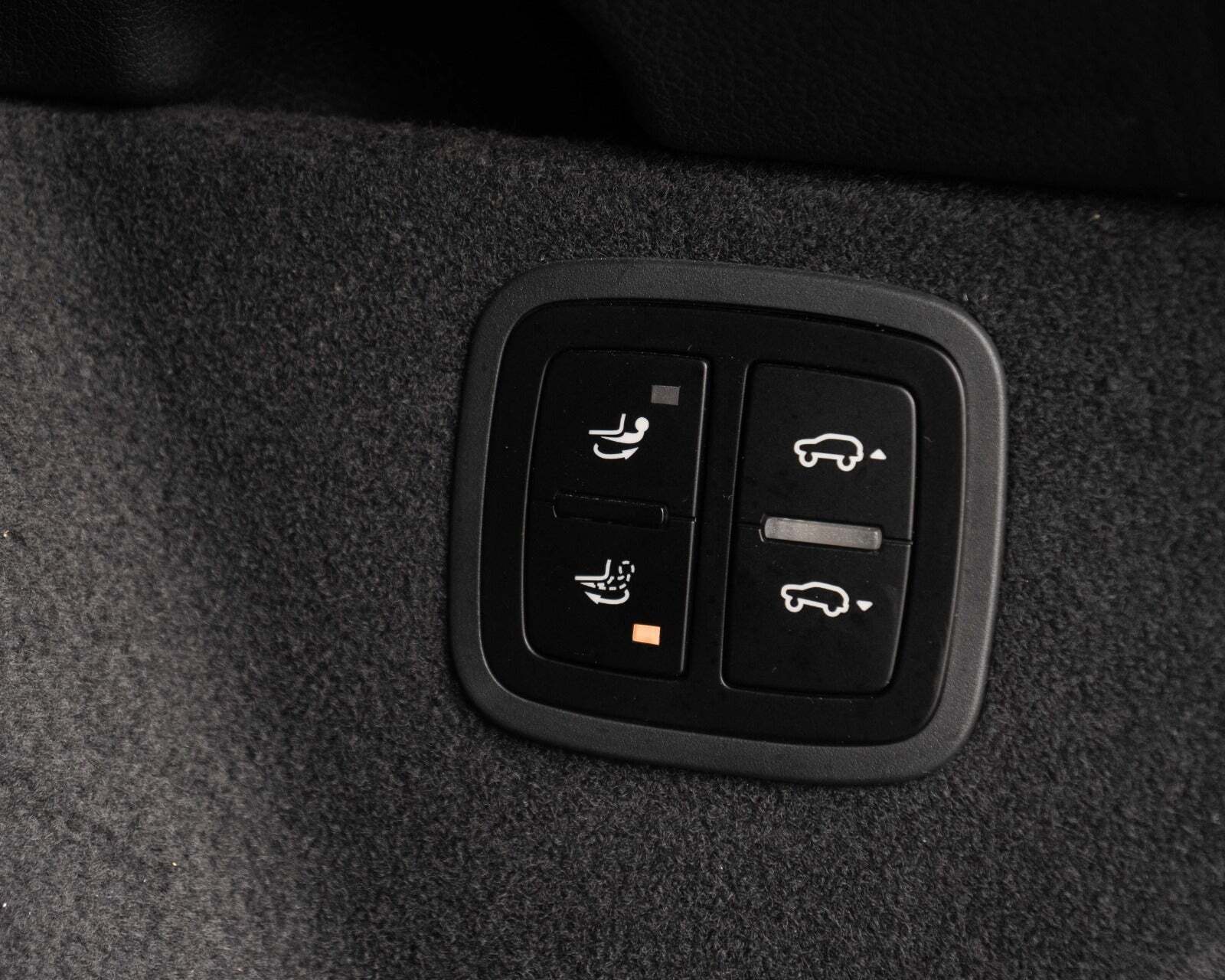 Grå Porsche Macan GTS fra 2020