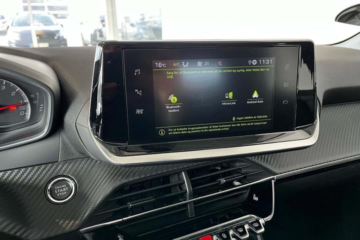 Gul Peugeot 208 fra 2021
