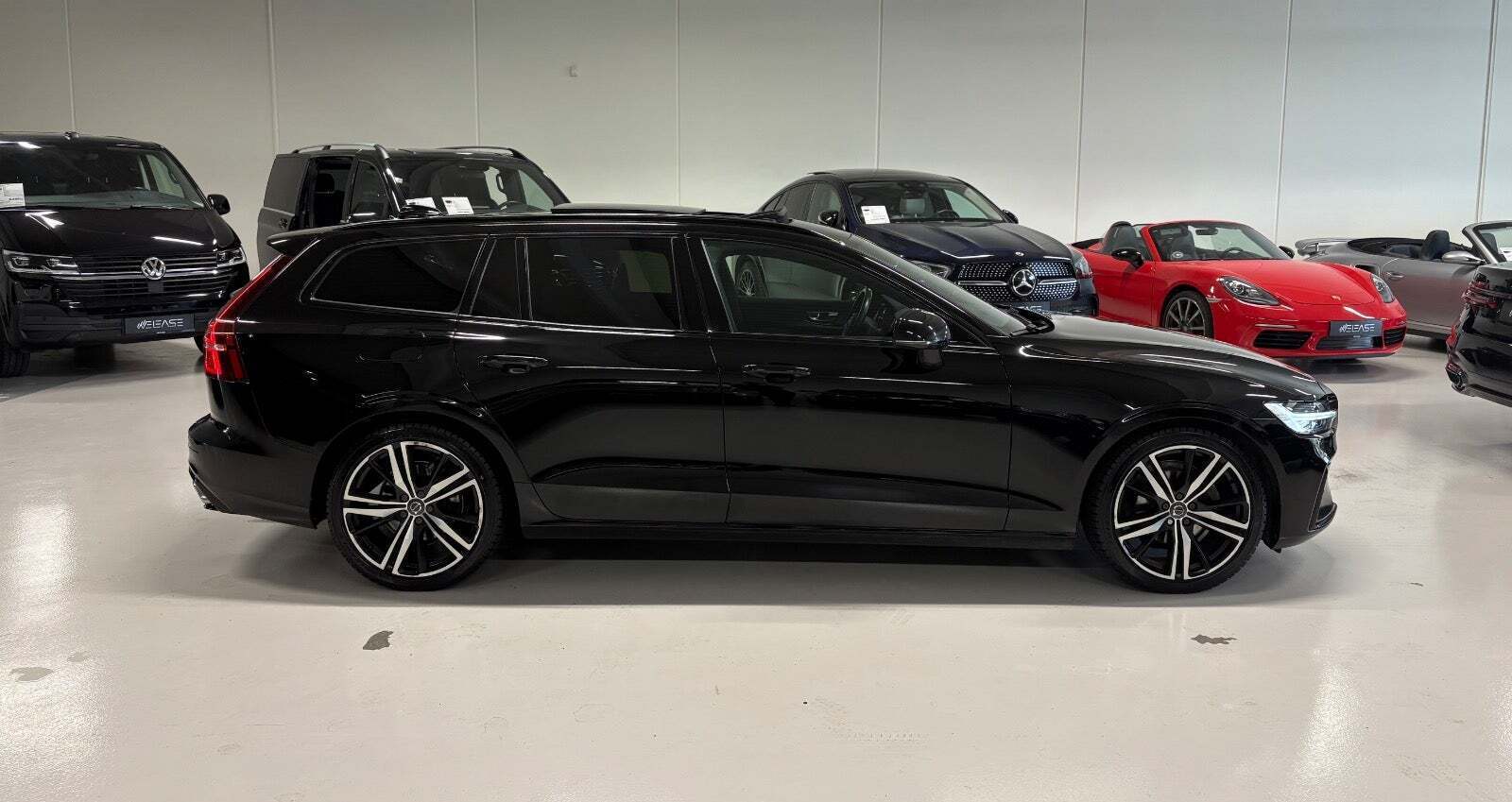 Sort Volvo V60 fra 2020