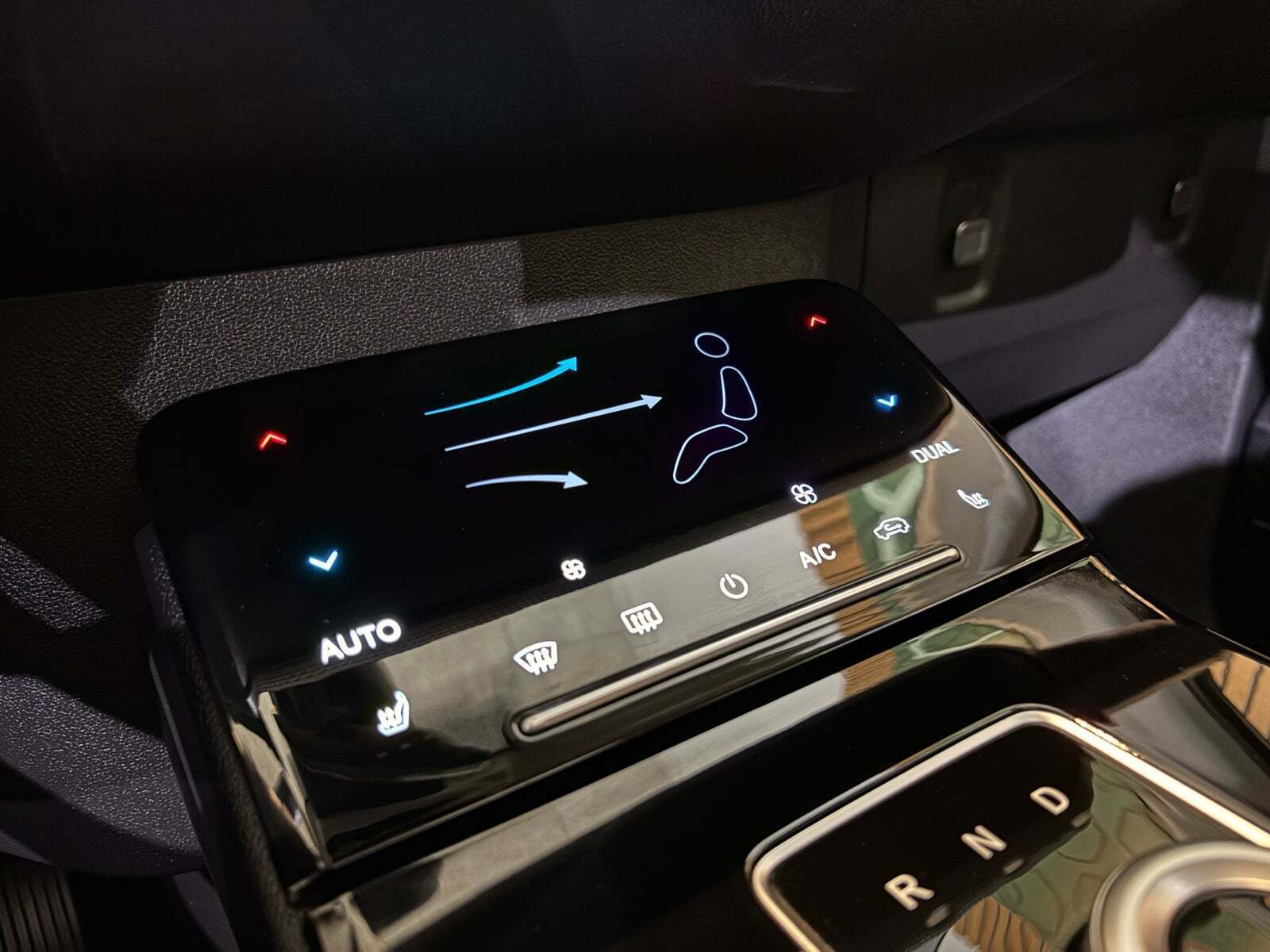 Hvid Aiways U5 fra 2021