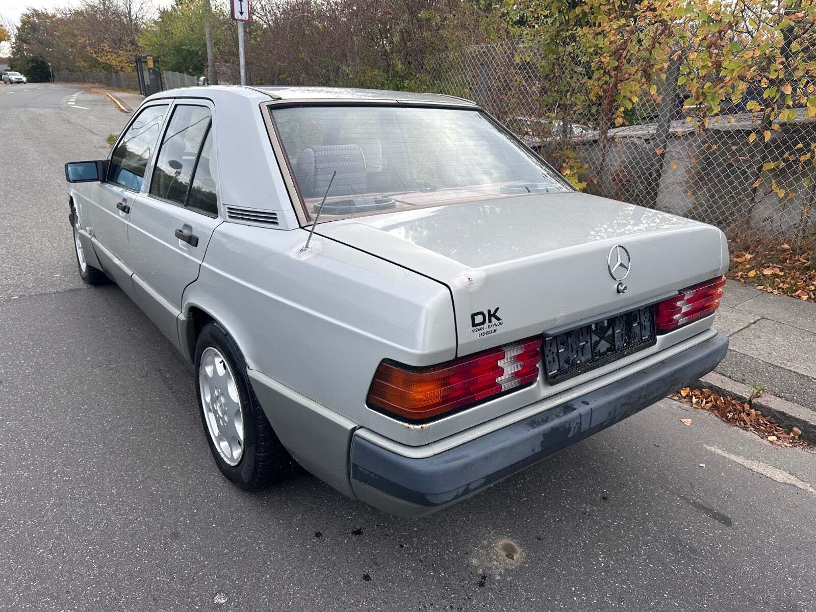 undefined Mercedes 190 E fra 1990
