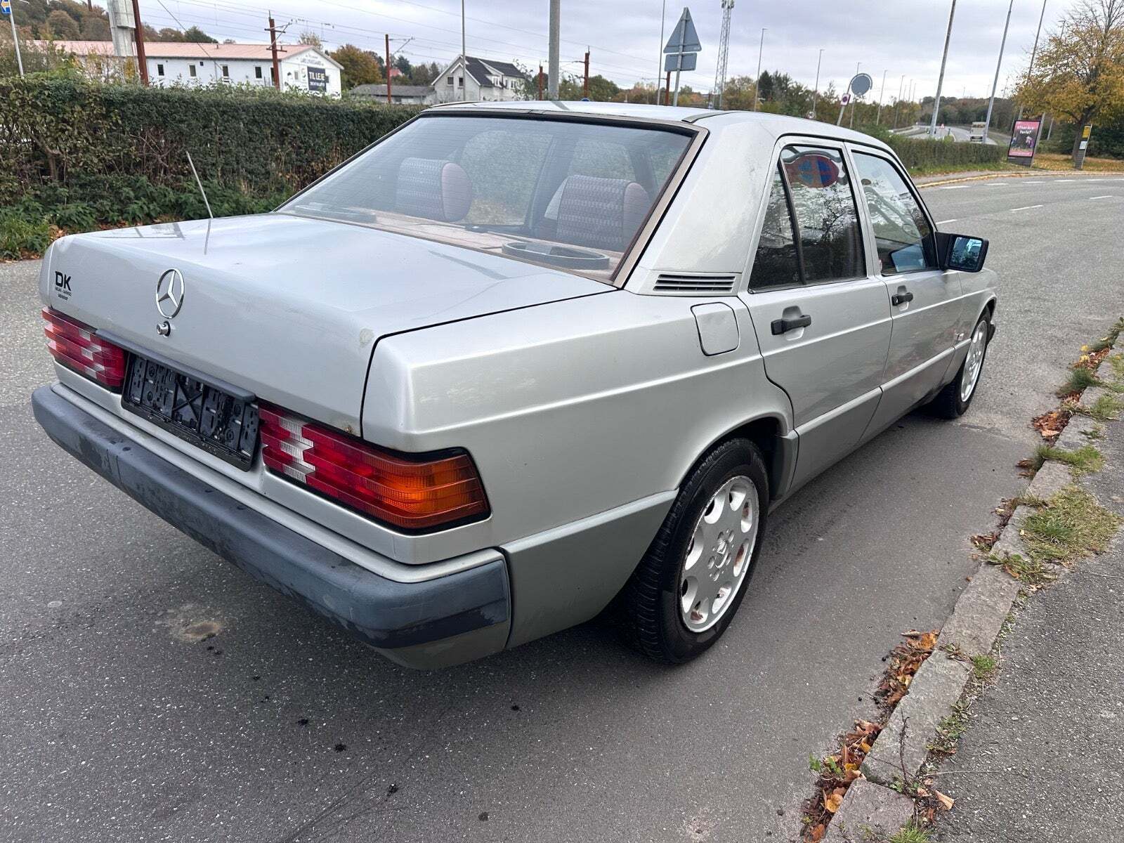 undefined Mercedes 190 E fra 1990