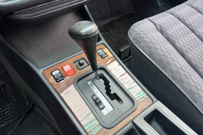 undefined Mercedes 190 E fra 1990