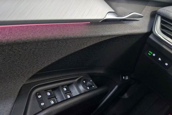 Sort Skoda Enyaq fra 2024