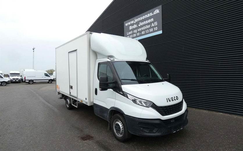 Iveco Daily 2,3 35S16 Alukasse m/lift AG8