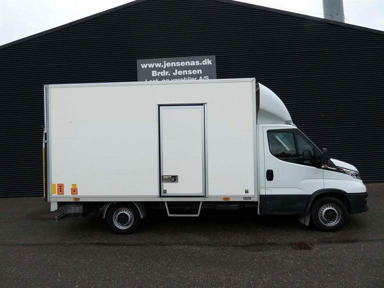 Iveco Daily 2,3 35S16 Alukasse m/lift AG8