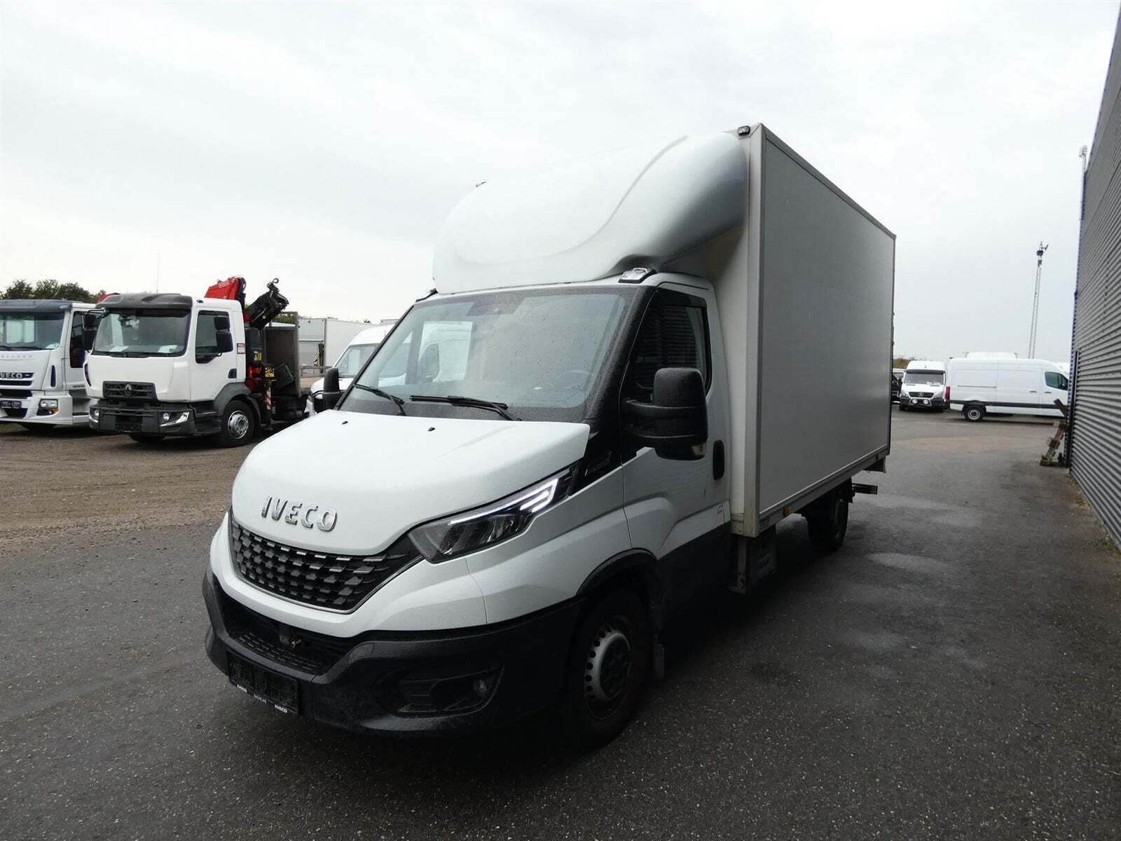 Hvid Iveco Daily fra 2021