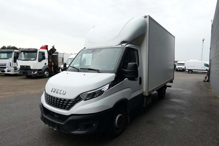 Hvid Iveco Daily fra 2021
