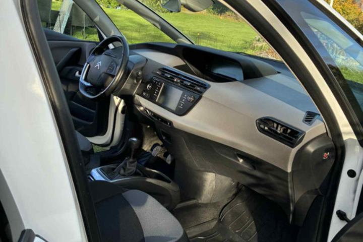 Hvid Citroën Grand C4 Picasso fra 2016