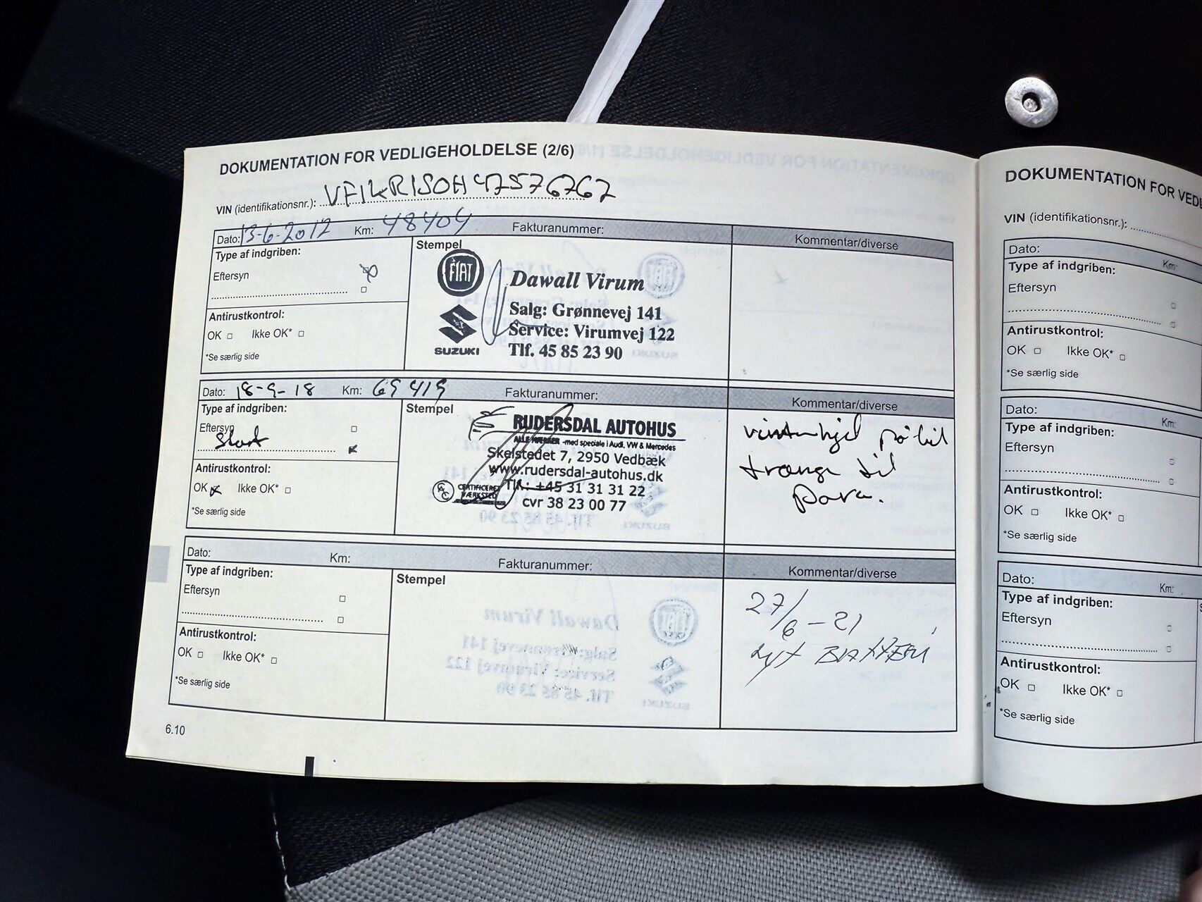 Grå Renault Clio fra 2012