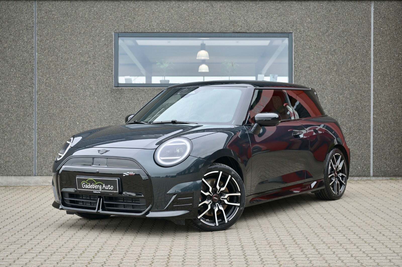 Mini Cooper SE JCW Trim XL