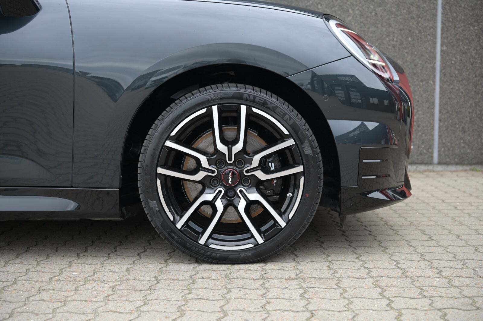 Sort Mini Cooper SE fra 2024