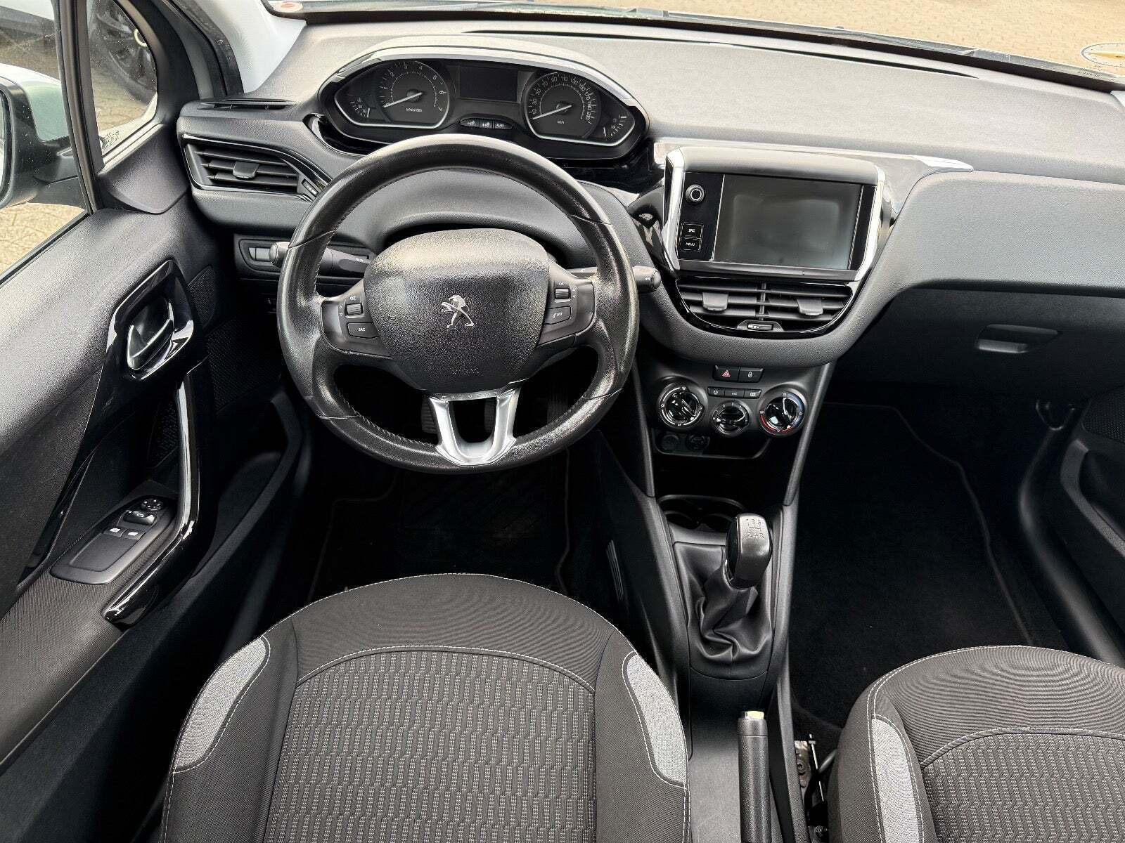 Peugeot 208 1,2 VTi 82 Active