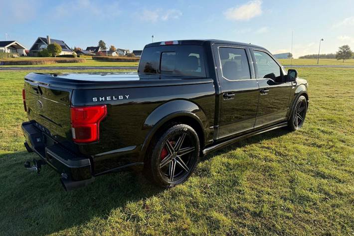 Sort Ford F-150 fra 2019