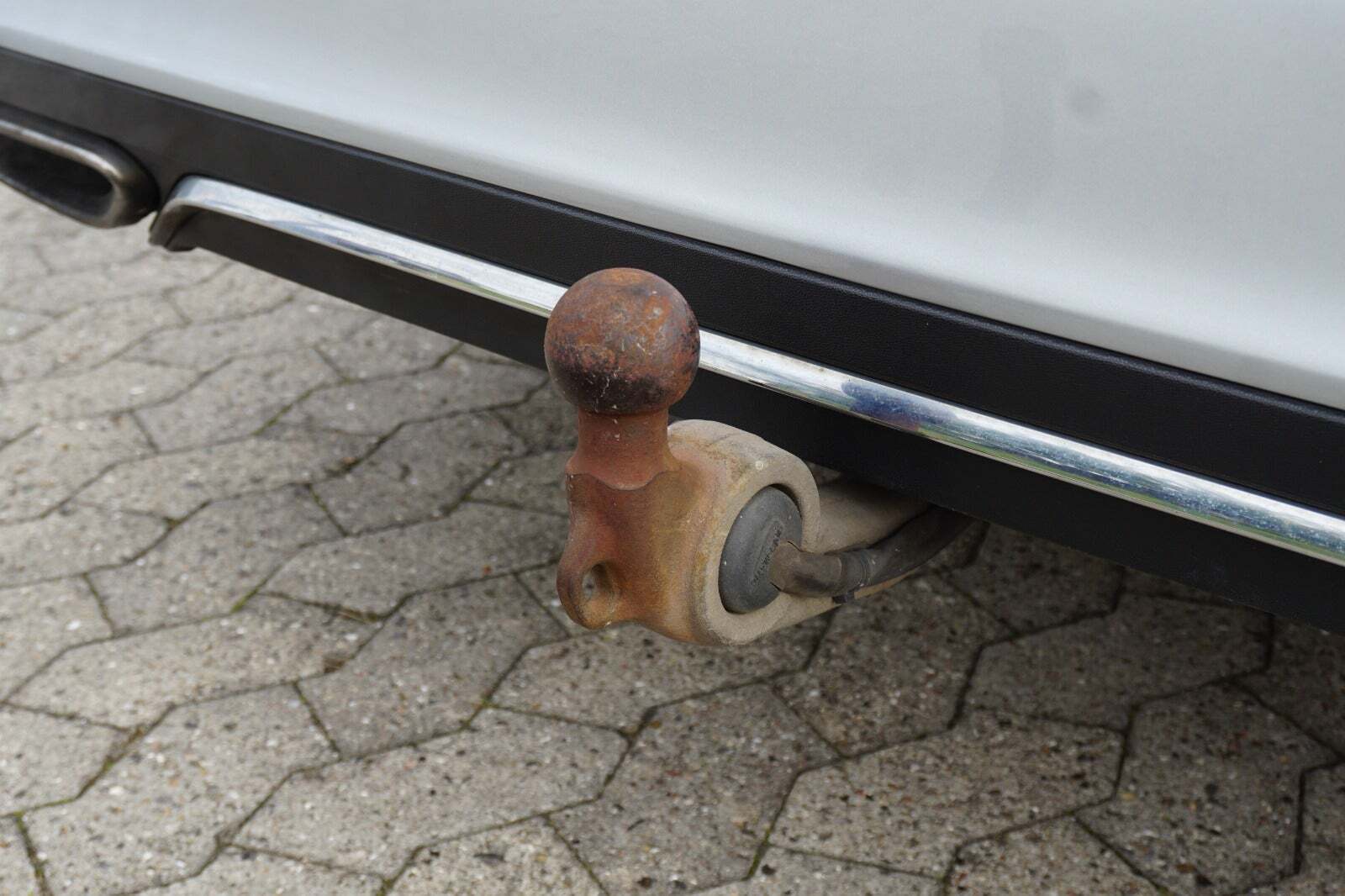 Sølv Mercedes E220 fra 2014