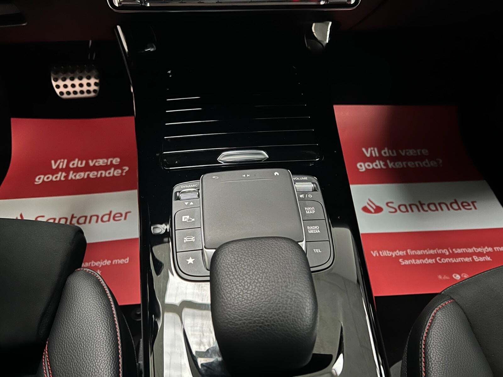 Sort Mercedes A200 d fra 2022