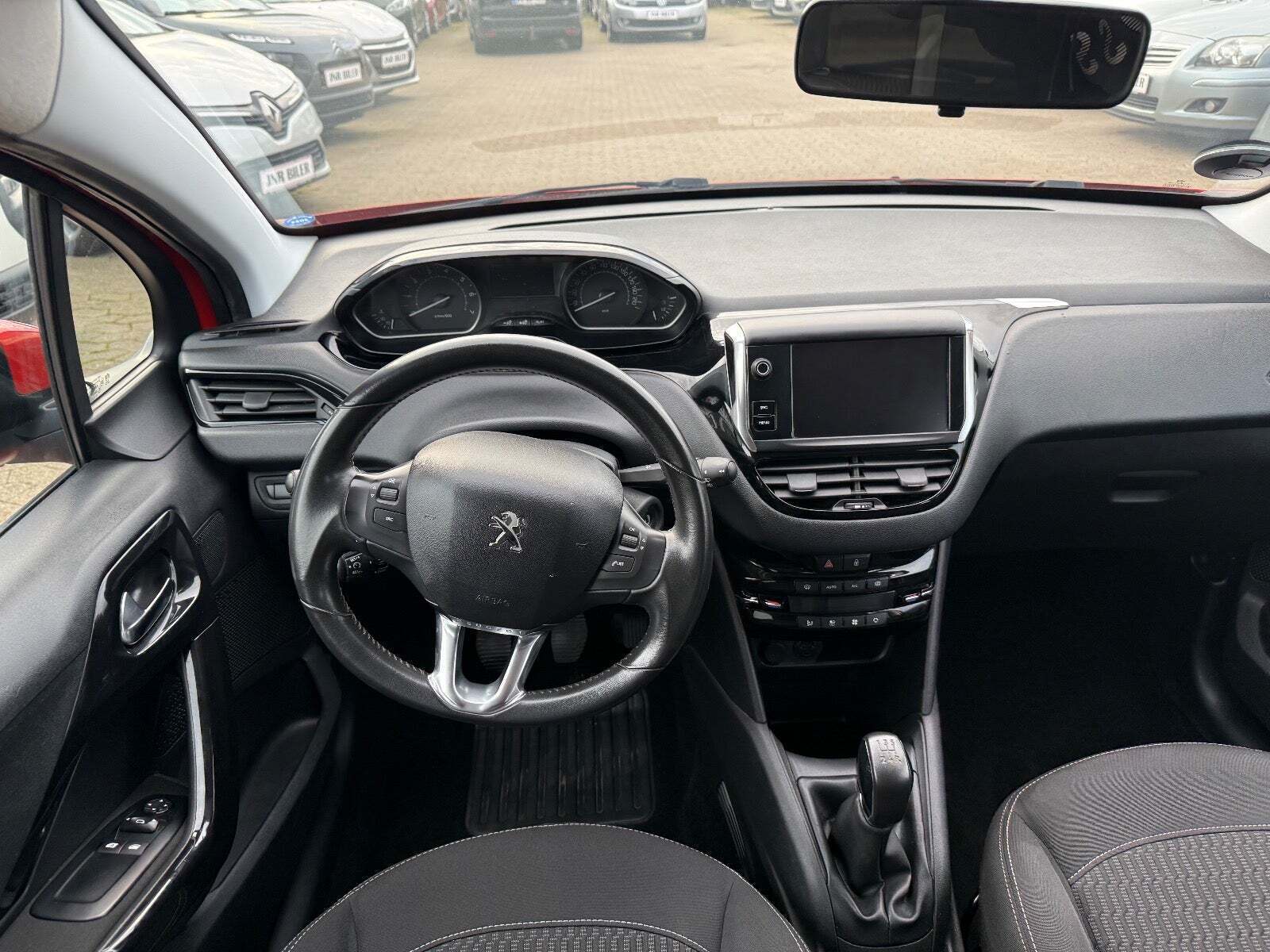 undefined Peugeot 208 fra 2018