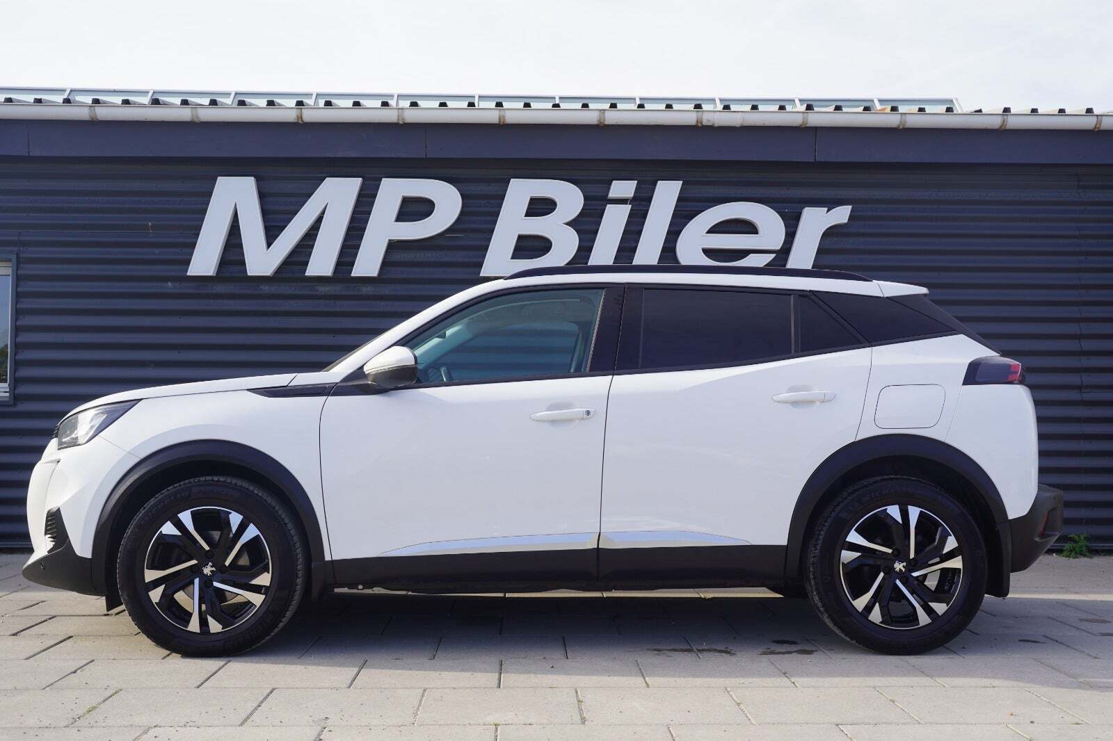 Peugeot 2008 1,5 BlueHDi 100 Edition:210+