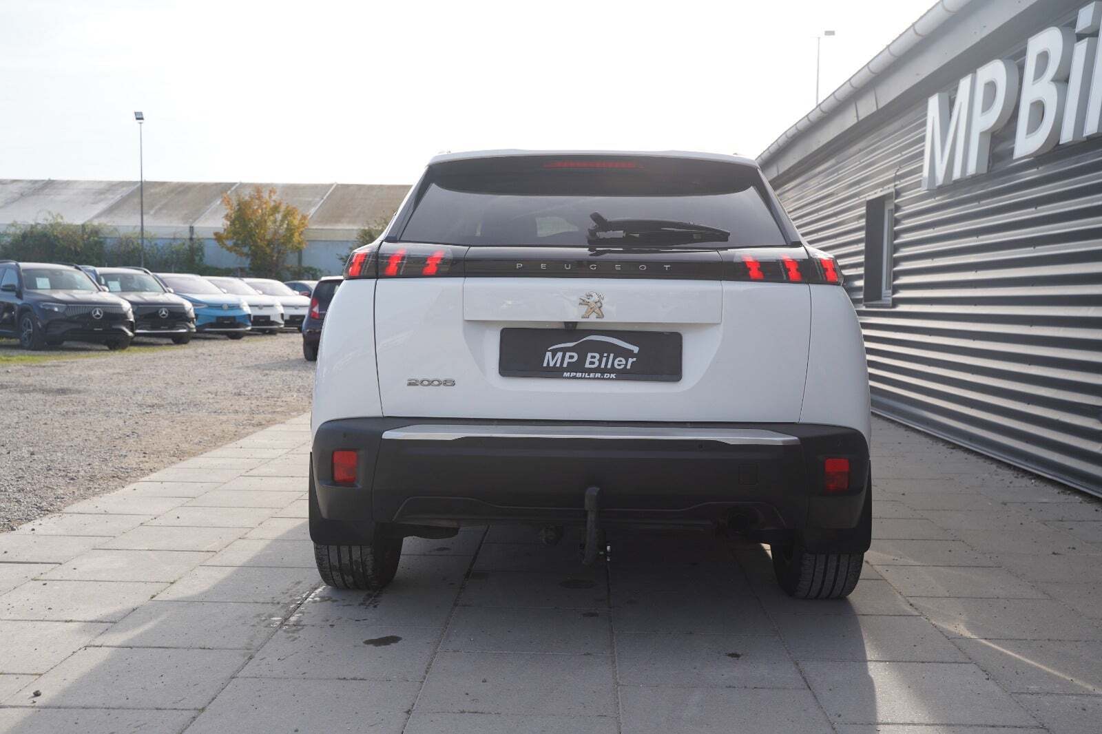 Hvid Peugeot 2008 fra 2020