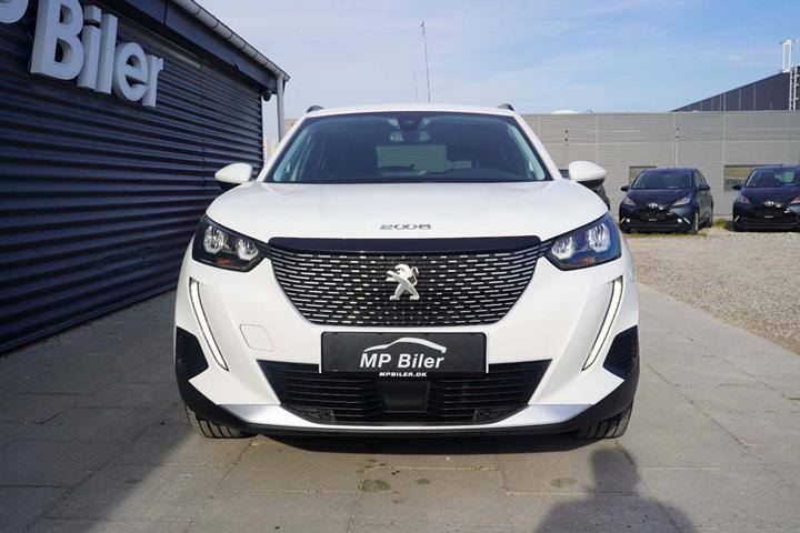 Hvid Peugeot 2008 fra 2020
