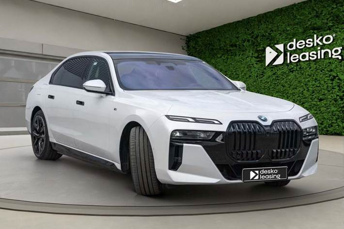 undefined BMW i7 fra 2023 set udefra