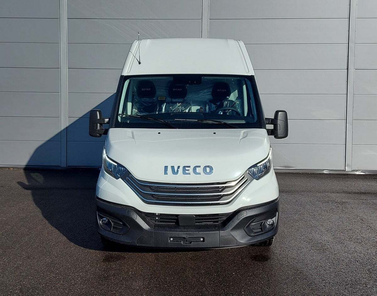 Iveco Daily 2,3 35S16 12m³ Van AG8