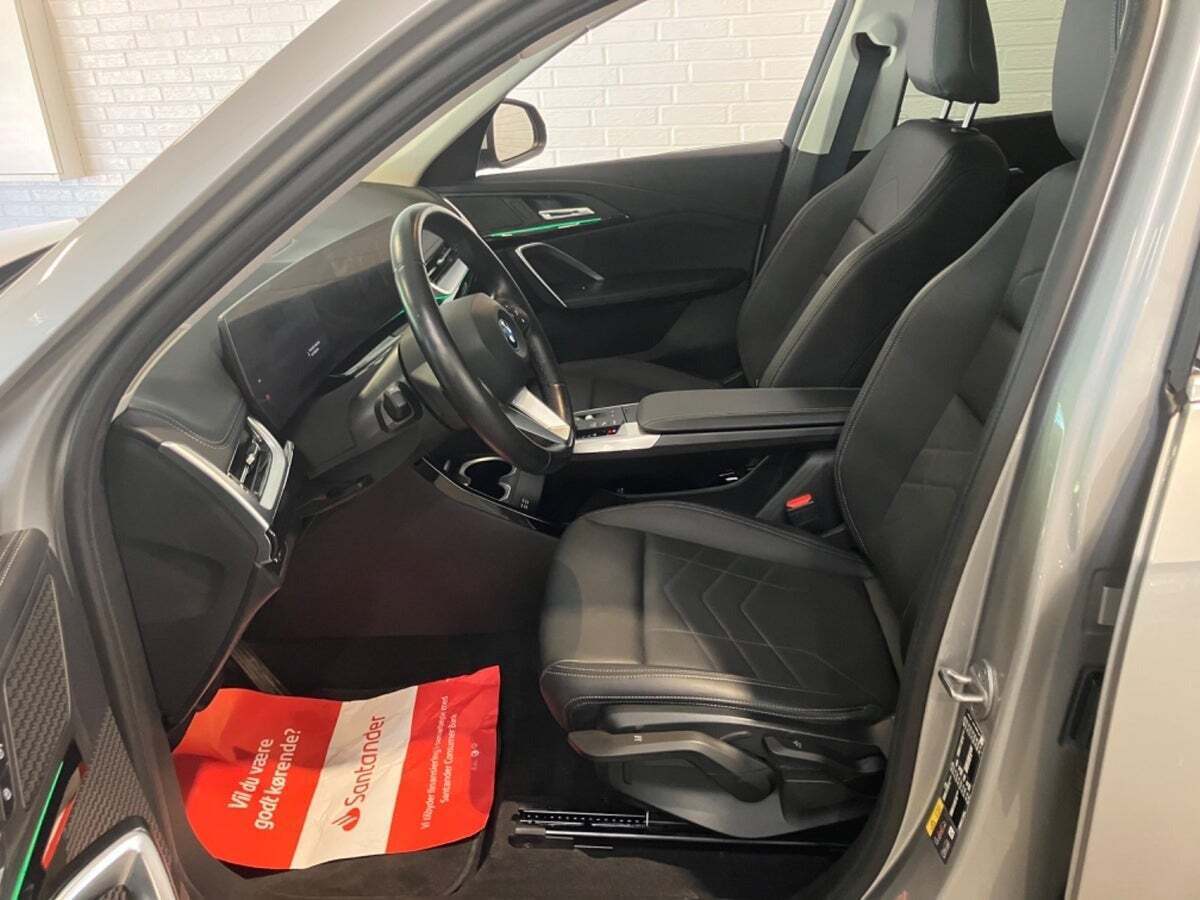 BMW iX1 xDrive30 X-Line