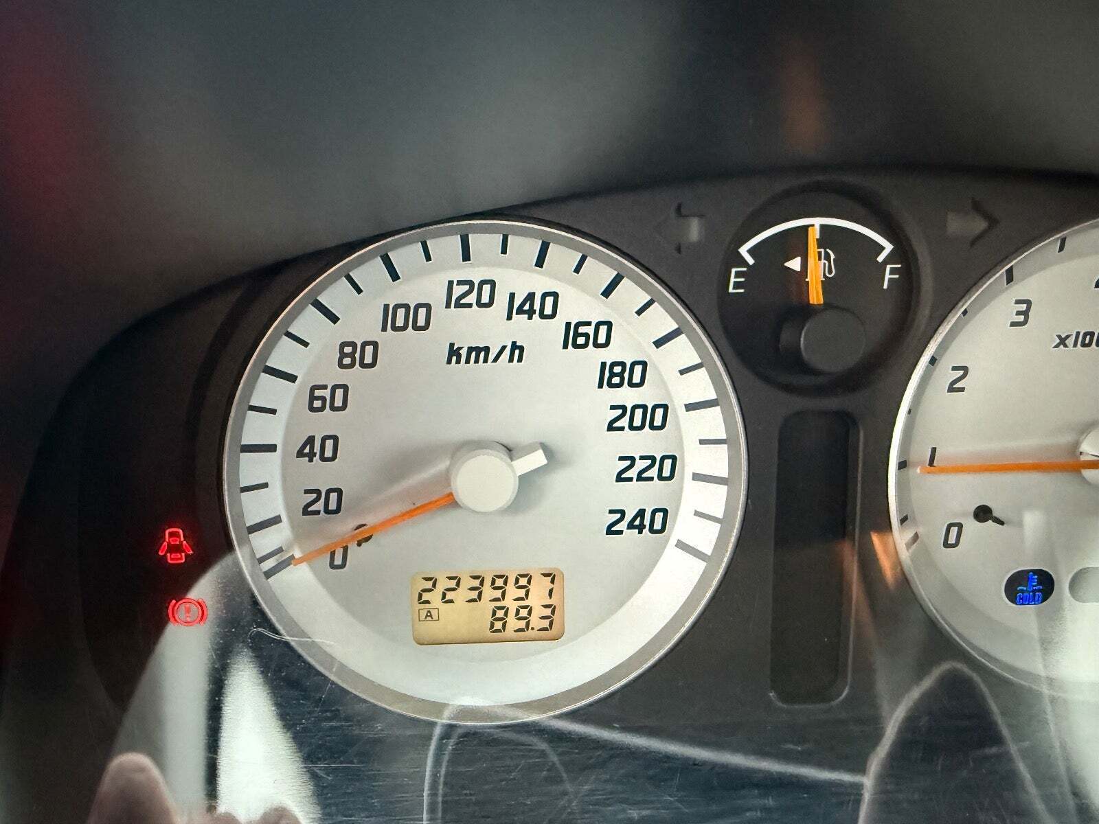 Gul Suzuki Ignis fra 2004