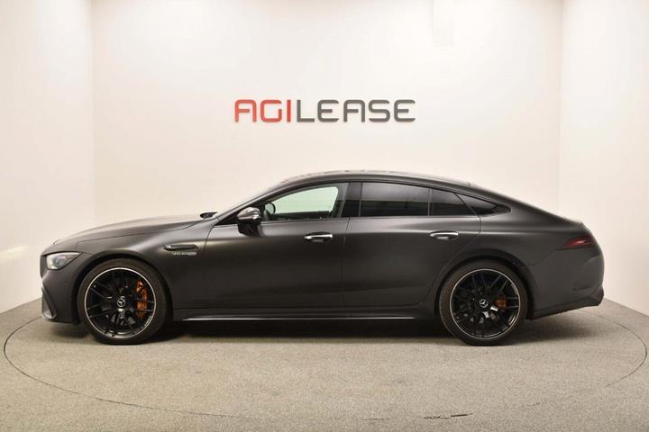 Grå Mercedes AMG GT 63 fra 2019