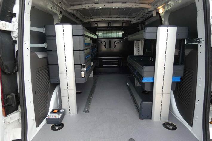 Hvid Ford Transit Connect fra 2020