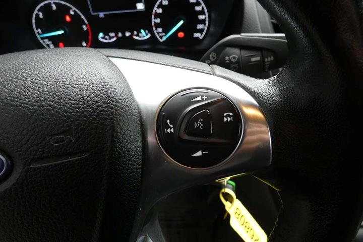 Hvid Ford Transit Connect fra 2019
