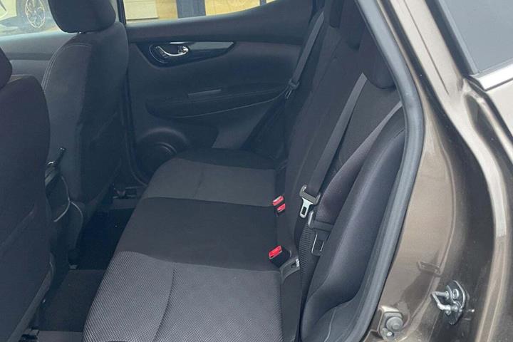 undefined Nissan Qashqai fra 2016