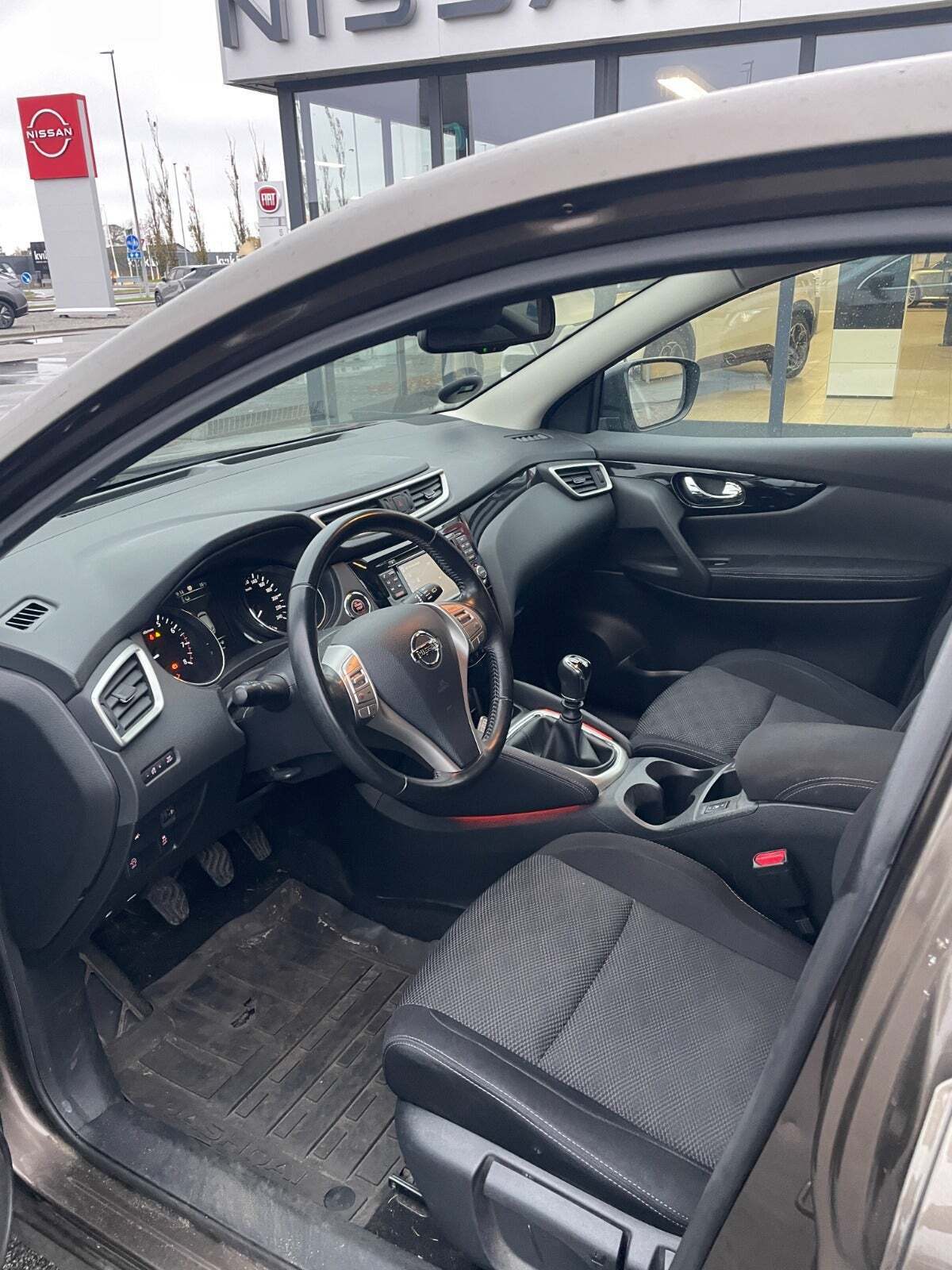 undefined Nissan Qashqai fra 2016