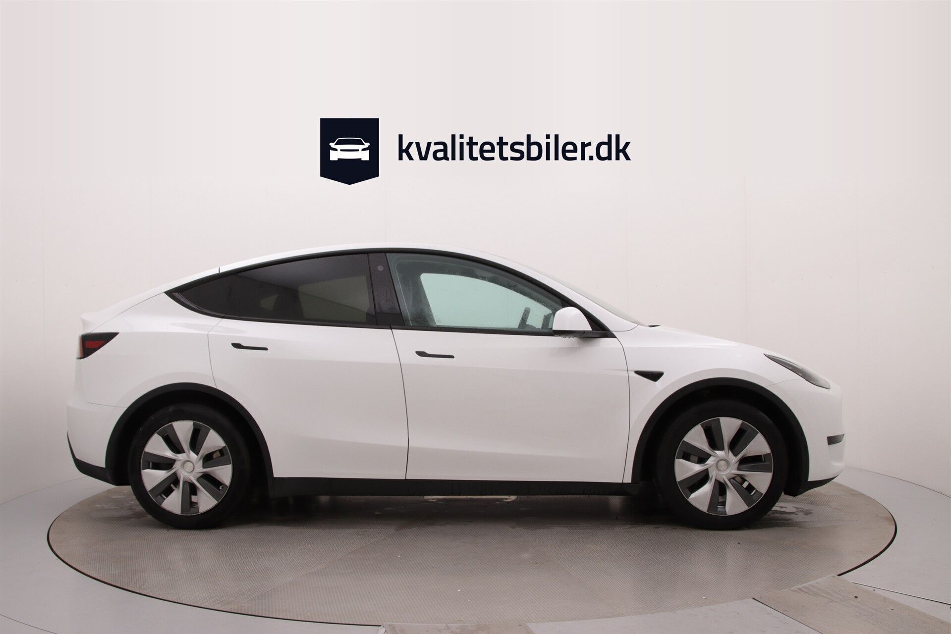 Tesla Model Y EL RWD 299HK 5d Aut.