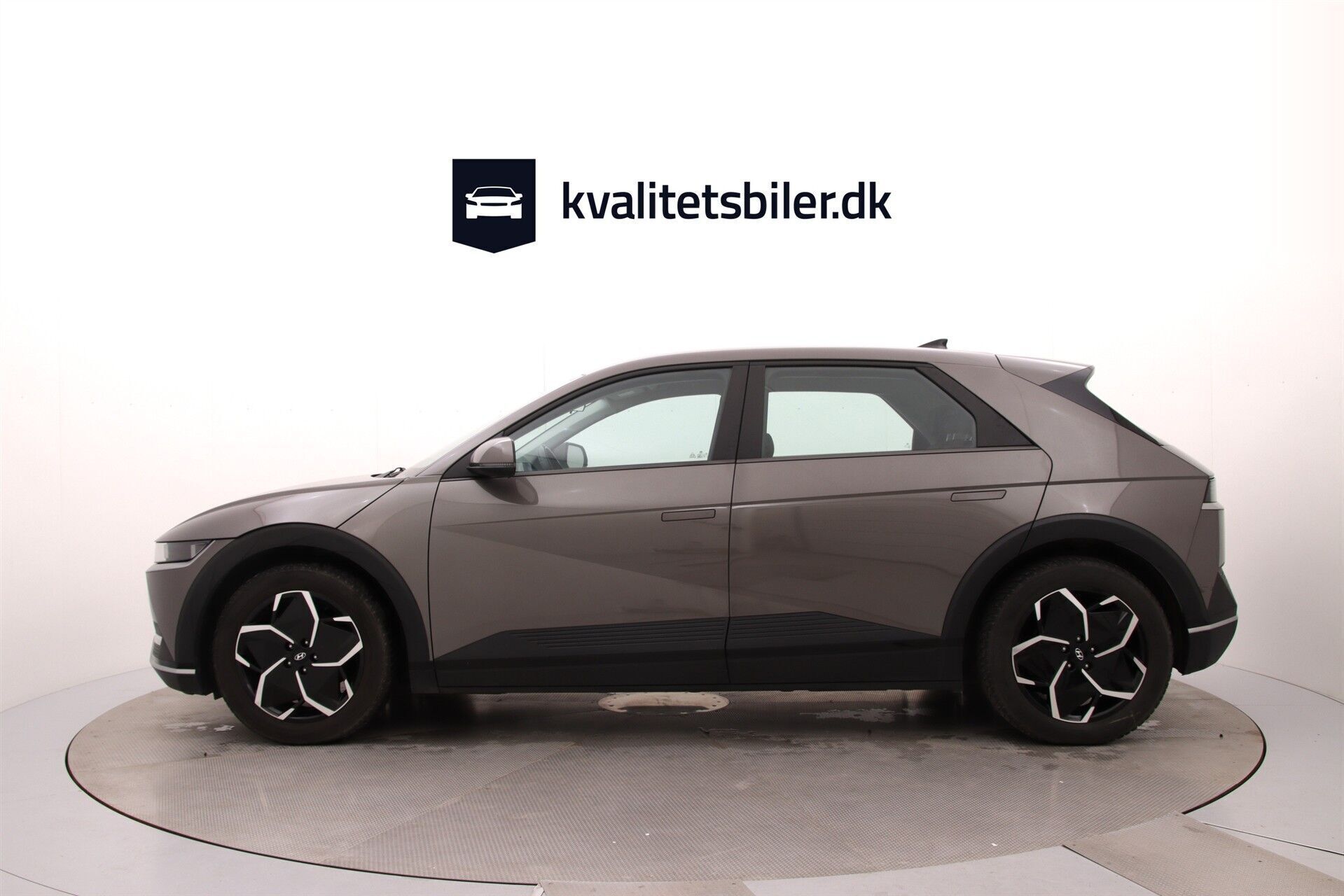 Hyundai Ioniq 5 Electric 77,4 kWh Essential 229HK 5d Aut.