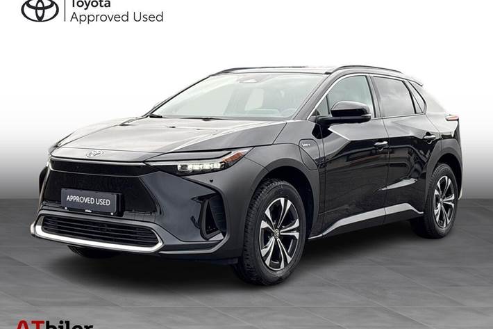 Sort Toyota BZ4X fra 2025