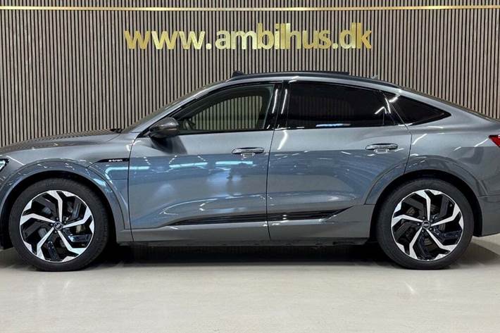 Grøn Audi e-tron fra 2022